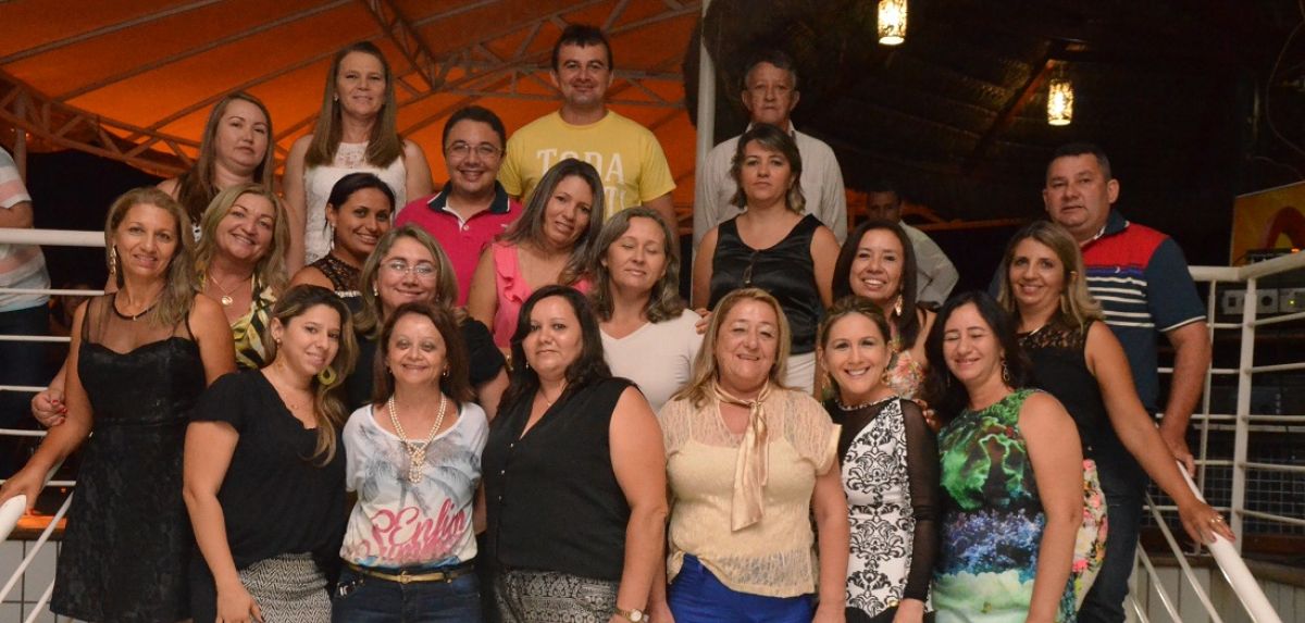 Confraterniza��o Da Fam�lia Bento Freire